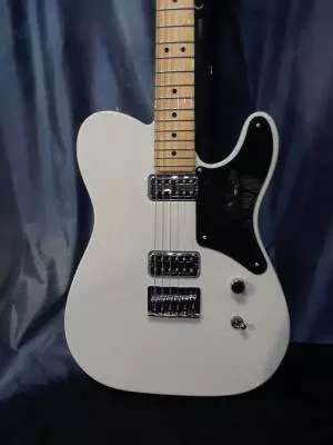 Fender - CARBONITA 2